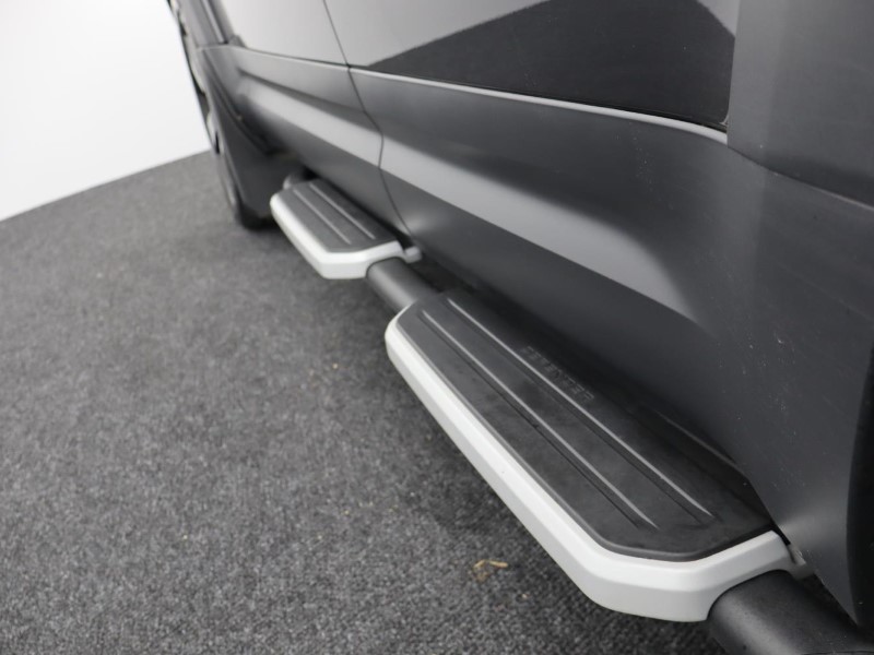 2022 (22) LAND ROVER COMMERCIAL DEFENDER 3.0 D250 Hard Top SE Auto 3511621