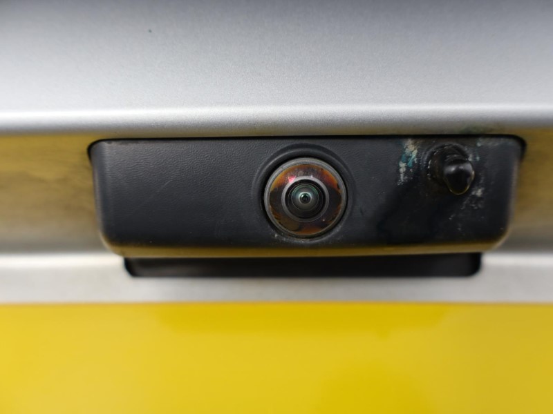 2022 (22) LAND ROVER COMMERCIAL DEFENDER 3.0 D250 Hard Top SE Auto 3511618