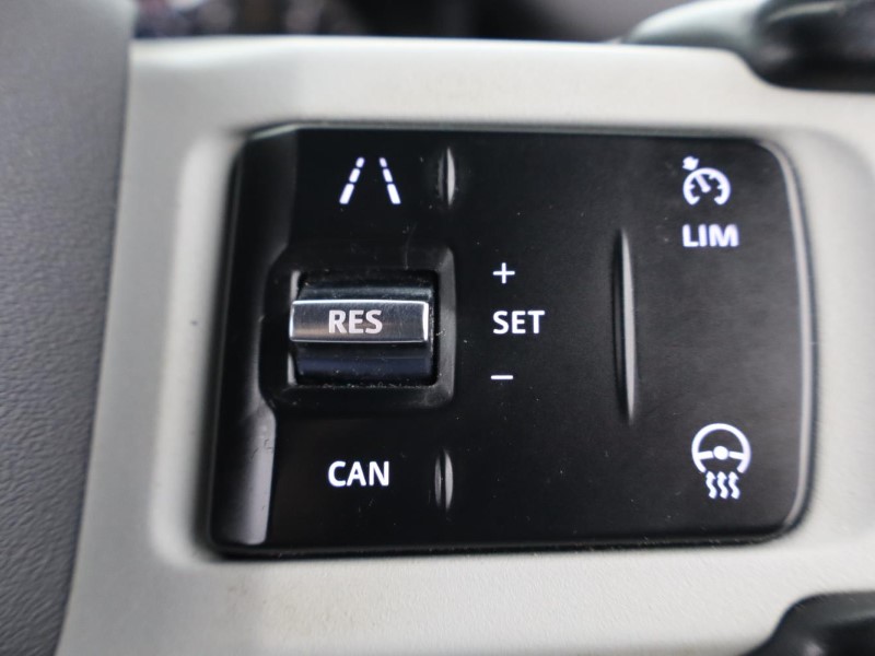 2022 (22) LAND ROVER COMMERCIAL DEFENDER 3.0 D250 Hard Top SE Auto 3511601