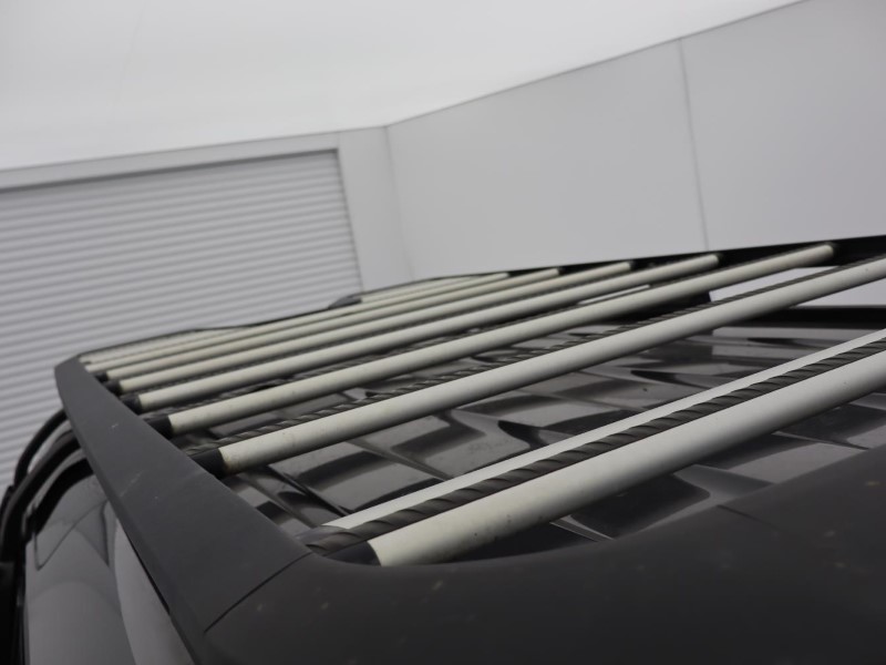 2022 (22) LAND ROVER COMMERCIAL DEFENDER 3.0 D250 Hard Top SE Auto 3511627