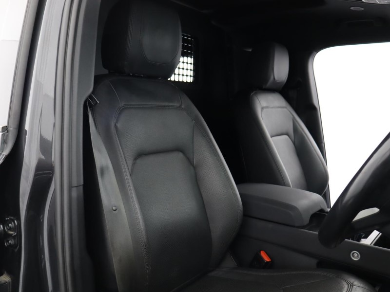 2022 (22) LAND ROVER COMMERCIAL DEFENDER 3.0 D250 Hard Top SE Auto 3511597