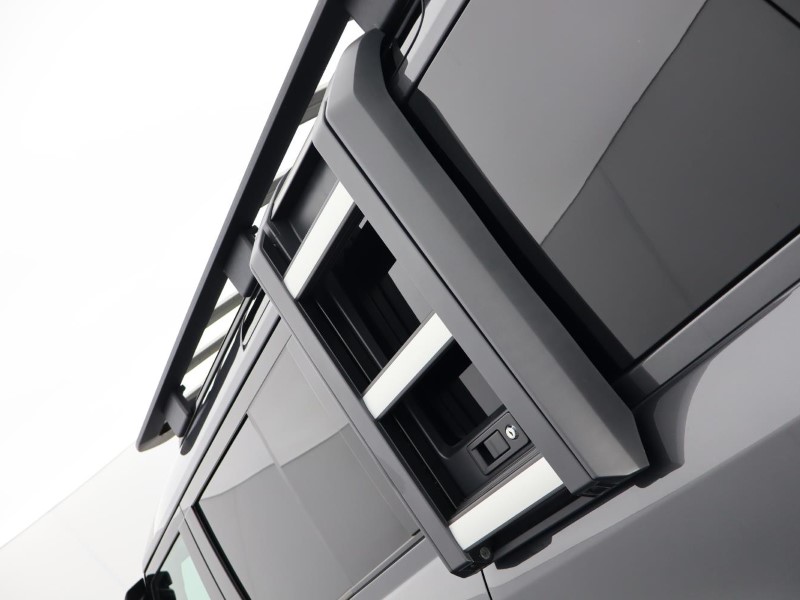 2022 (22) LAND ROVER COMMERCIAL DEFENDER 3.0 D250 Hard Top SE Auto 3511622