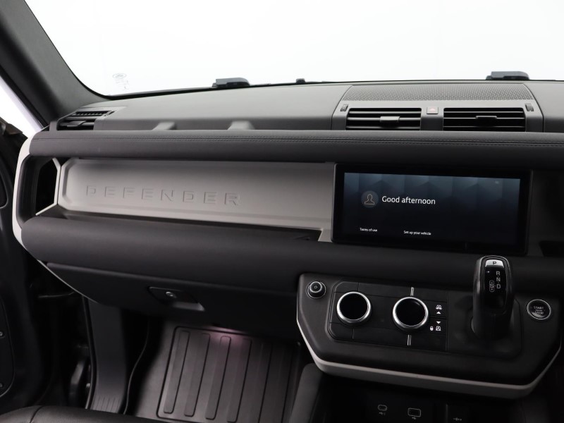 2022 (22) LAND ROVER COMMERCIAL DEFENDER 3.0 D250 Hard Top SE Auto 3511590