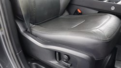 2022 (22) LAND ROVER COMMERCIAL DEFENDER 3.0 D250 Hard Top SE Auto 3511596