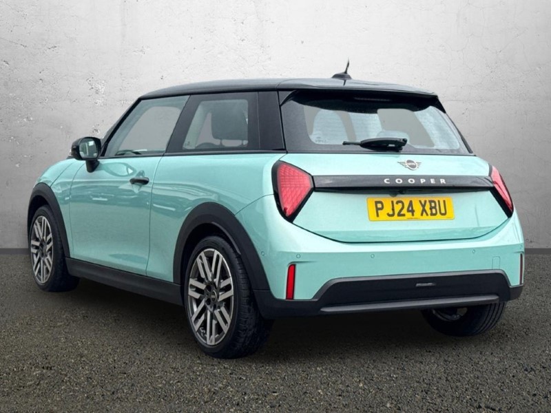 2024 (24) MINI COOPER 1.5 C Classic 3dr Auto