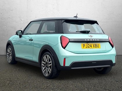 2024 (24) MINI COOPER 1.5 C Classic 3dr Auto