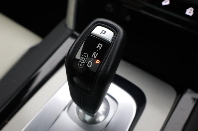 2021 (21) LAND ROVER DISCOVERY SPORT 2.0 D165 R-Dynamic SE 5dr Auto 3496212