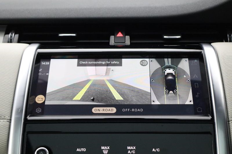 2021 (21) LAND ROVER DISCOVERY SPORT 2.0 D165 R-Dynamic SE 5dr Auto 3496207