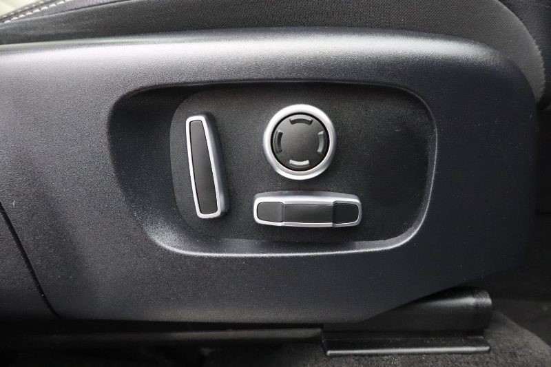 2021 (21) LAND ROVER DISCOVERY SPORT 2.0 D165 R-Dynamic SE 5dr Auto 3496197