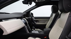 2021 (21) LAND ROVER DISCOVERY SPORT 2.0 D165 R-Dynamic SE 5dr Auto 3496190