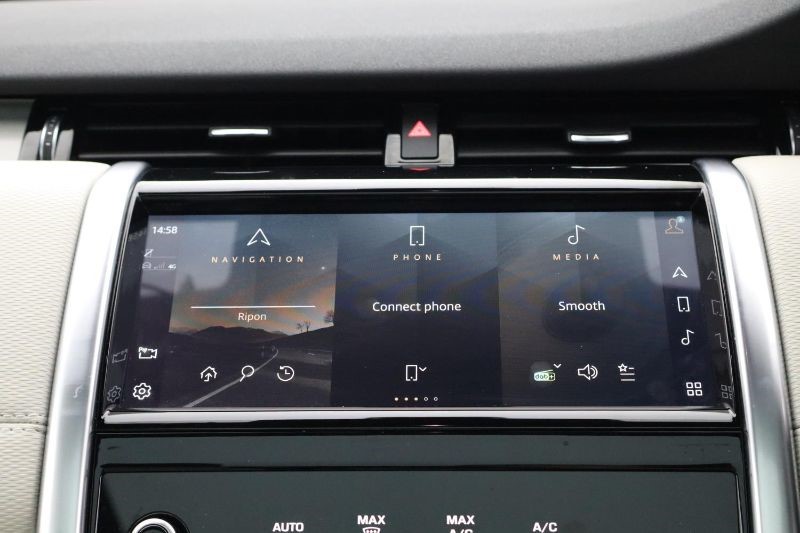 2021 (21) LAND ROVER DISCOVERY SPORT 2.0 D165 R-Dynamic SE 5dr Auto 3496203