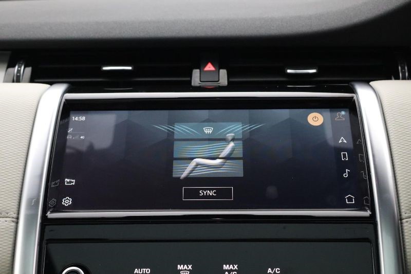 2021 (21) LAND ROVER DISCOVERY SPORT 2.0 D165 R-Dynamic SE 5dr Auto 3496206