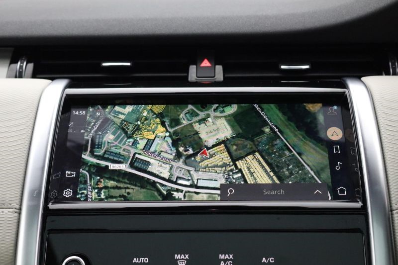 2021 (21) LAND ROVER DISCOVERY SPORT 2.0 D165 R-Dynamic SE 5dr Auto 3496204