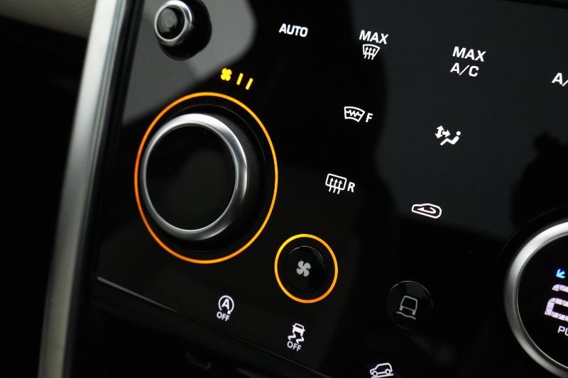 2021 (21) LAND ROVER DISCOVERY SPORT 2.0 D165 R-Dynamic SE 5dr Auto 3496211