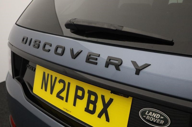 2021 (21) LAND ROVER DISCOVERY SPORT 2.0 D165 R-Dynamic SE 5dr Auto 3496225