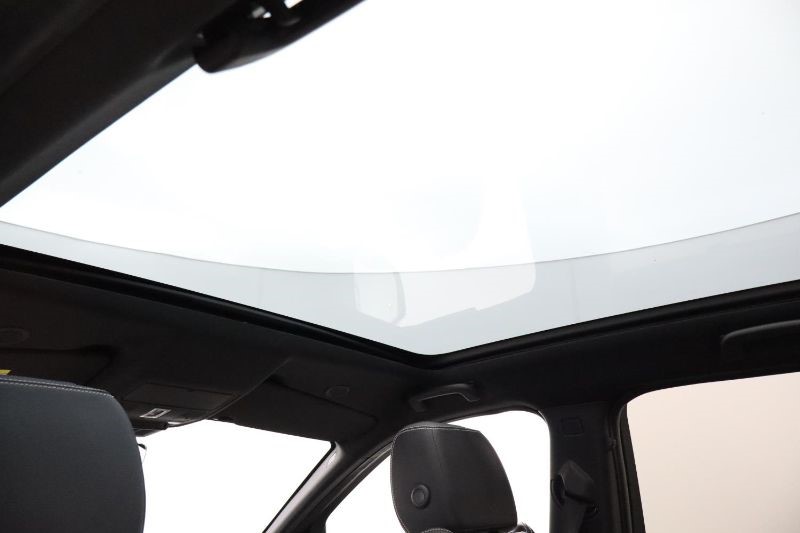 2021 (21) LAND ROVER DISCOVERY SPORT 2.0 D165 R-Dynamic SE 5dr Auto 3496193