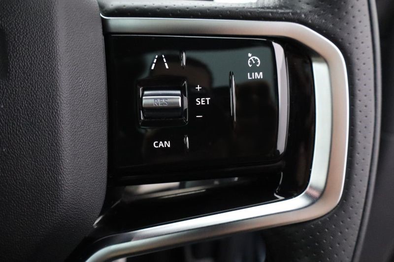 2021 (21) LAND ROVER DISCOVERY SPORT 2.0 D165 R-Dynamic SE 5dr Auto 3496200