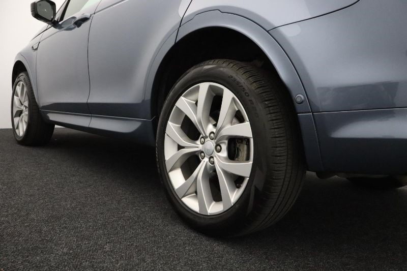 2021 (21) LAND ROVER DISCOVERY SPORT 2.0 D165 R-Dynamic SE 5dr Auto 3496221