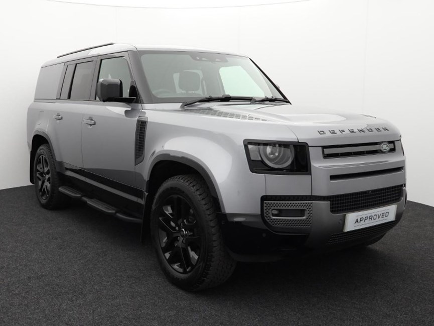 2024 (24) LAND ROVER DEFENDER 3.0 D300 Outbound 130 5dr Auto