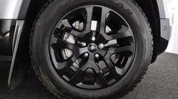 2024 (24) LAND ROVER DEFENDER 3.0 D300 Outbound 130 5dr Auto 3570603