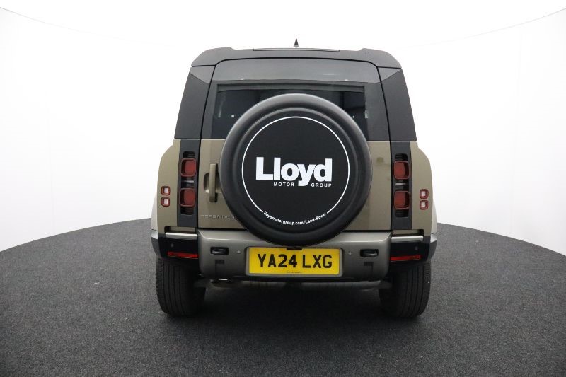 2024 (24) LAND ROVER DEFENDER 3.0 D300 X-Dynamic HSE 90 3dr Auto [6 seat] 3531715