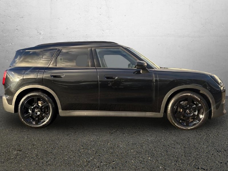 2026 (26) MINI COUNTRYMAN 150kW E Monochrome 66kWh 5dr Auto 5930644