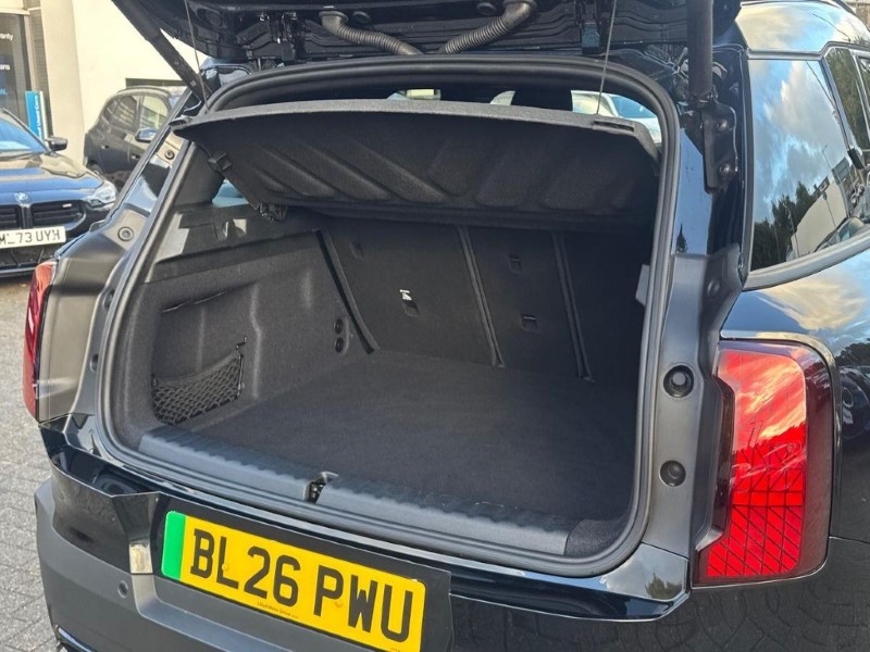 2026 (26) MINI COUNTRYMAN 150kW E Monochrome 66kWh 5dr Auto 5930677
