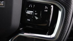 2021 (21) LAND ROVER RANGE ROVER EVOQUE 1.5 P300e R-Dynamic SE 5dr Auto 3543040