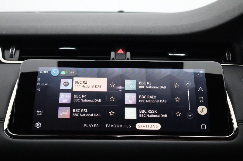 2021 (21) LAND ROVER RANGE ROVER EVOQUE 1.5 P300e R-Dynamic SE 5dr Auto 3543044