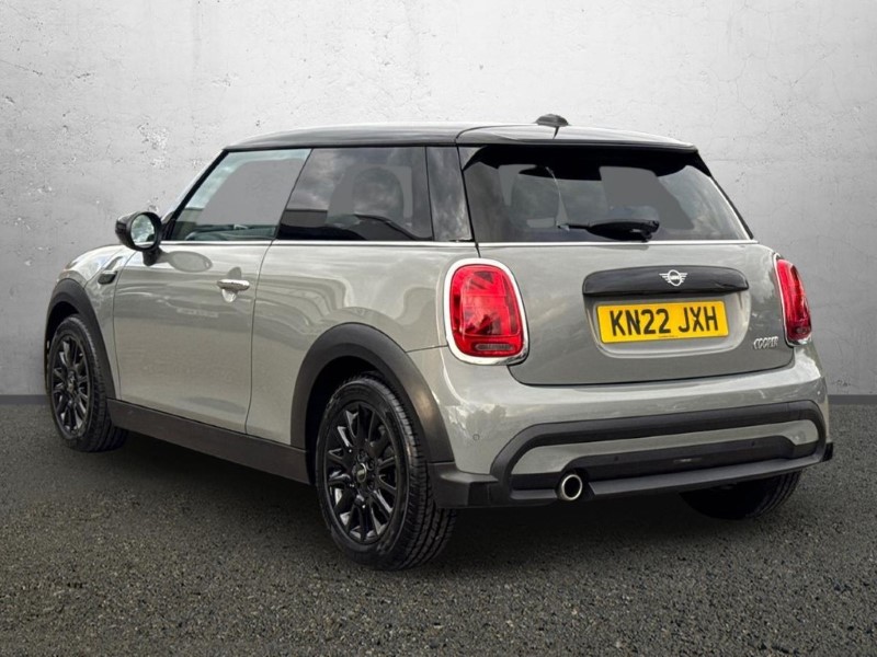 2022 (22) MINI HATCHBACK 1.5 Cooper Classic 3dr Auto
