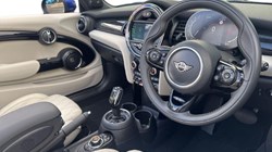 2020 (70) MINI CONVERTIBLE 1.5 Cooper Exclusive II 2dr Auto 5934550