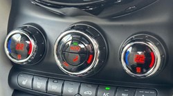 2020 (70) MINI CONVERTIBLE 1.5 Cooper Exclusive II 2dr Auto 5934573