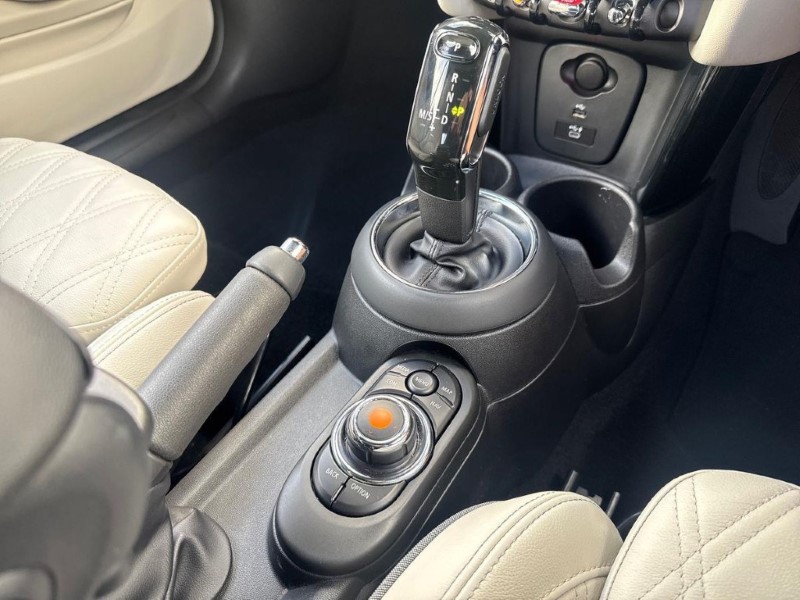 2020 (70) MINI CONVERTIBLE 1.5 Cooper Exclusive II 2dr Auto 5934554
