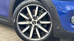 2020 (70) MINI CONVERTIBLE 1.5 Cooper Exclusive II 2dr Auto 5934586