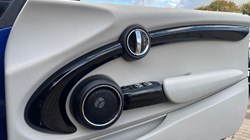 2020 (70) MINI CONVERTIBLE 1.5 Cooper Exclusive II 2dr Auto 5934565