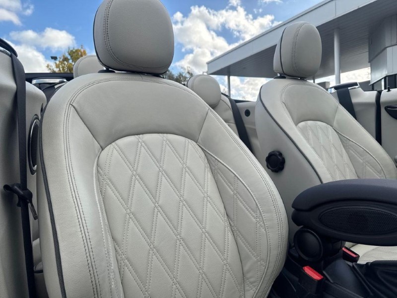 2020 (70) MINI CONVERTIBLE 1.5 Cooper Exclusive II 2dr Auto 5934568
