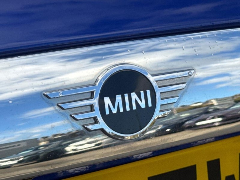 2020 (70) MINI CONVERTIBLE 1.5 Cooper Exclusive II 2dr Auto 5934587