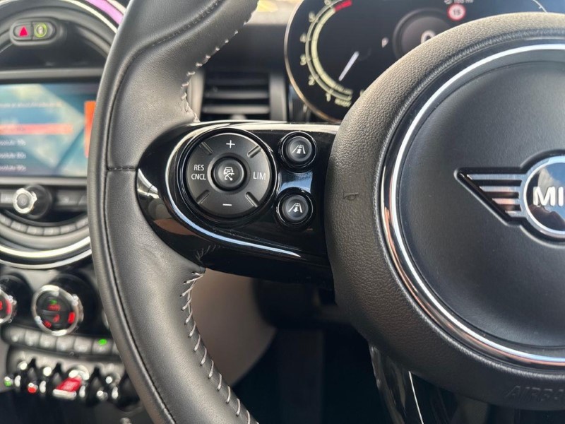 2020 (70) MINI CONVERTIBLE 1.5 Cooper Exclusive II 2dr Auto 5934561
