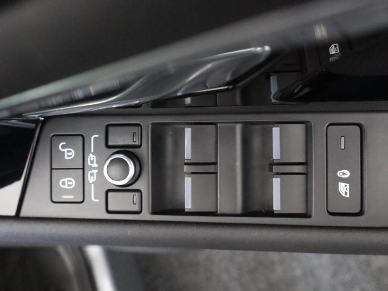 2019 (69) LAND ROVER RANGE ROVER EVOQUE 2.0 D180 S 5dr Auto 3570566