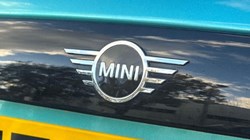 2019 (69) MINI CONVERTIBLE 1.5 Cooper Classic II 2dr 5972152