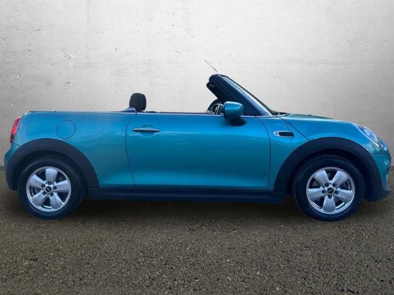2019 (69) MINI CONVERTIBLE 1.5 Cooper Classic II 2dr 5972117
