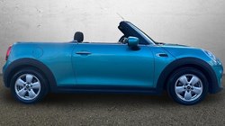 2019 (69) MINI CONVERTIBLE 1.5 Cooper Classic II 2dr 5972117