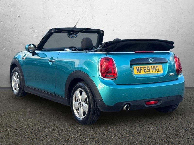 2019 (69) MINI CONVERTIBLE 1.5 Cooper Classic II 2dr – Video 1 of 1