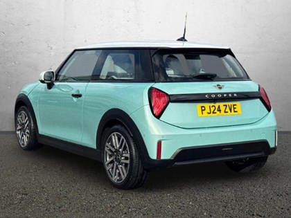2024 (24) MINI COOPER 1.5 C Classic 3dr Auto