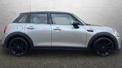 2023 (73) MINI HATCHBACK 1.5 Cooper Classic Premium 5dr Auto 5988132