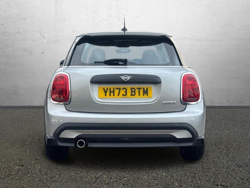 2023 (73) MINI HATCHBACK 1.5 Cooper Classic Premium 5dr Auto 5988144