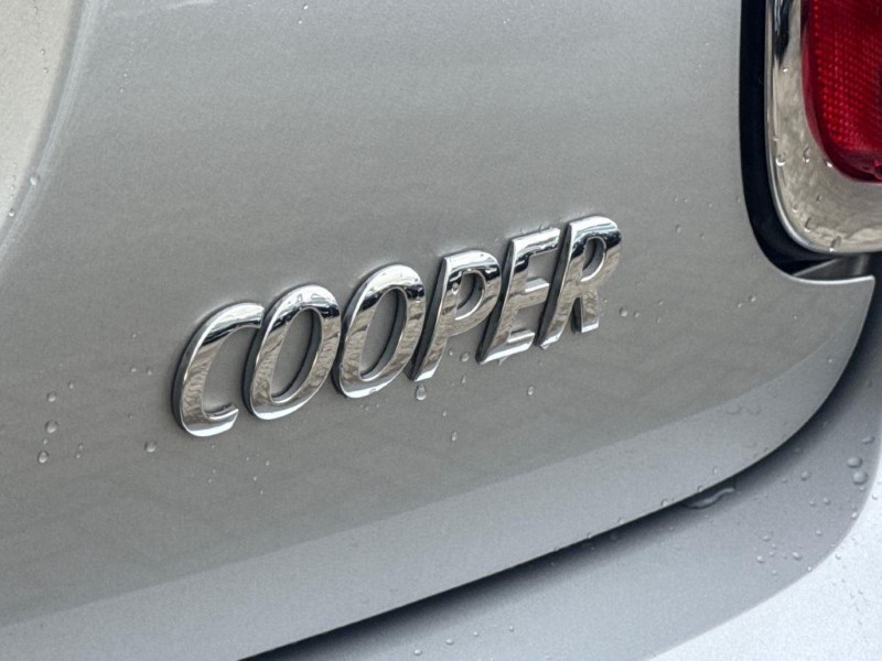 2023 (73) MINI HATCHBACK 1.5 Cooper Classic Premium 5dr Auto 5988171