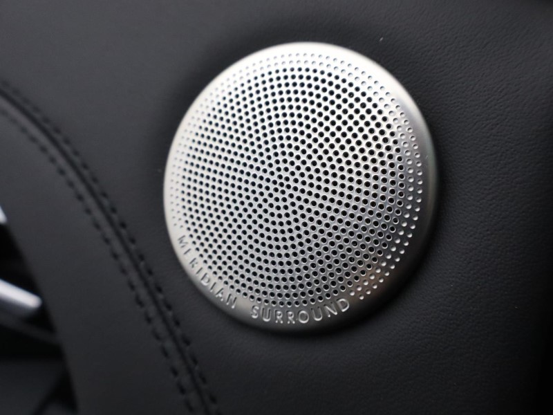 2022 (22) LAND ROVER RANGE ROVER EVOQUE 2.0 D200 R-Dynamic HSE 5dr Auto 3620381