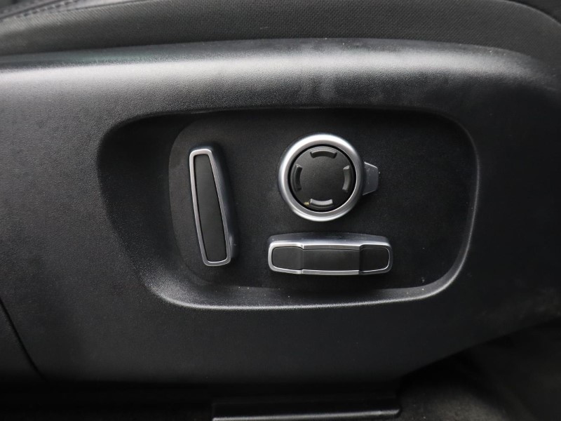 2022 (22) LAND ROVER RANGE ROVER EVOQUE 2.0 D200 R-Dynamic HSE 5dr Auto 3620385