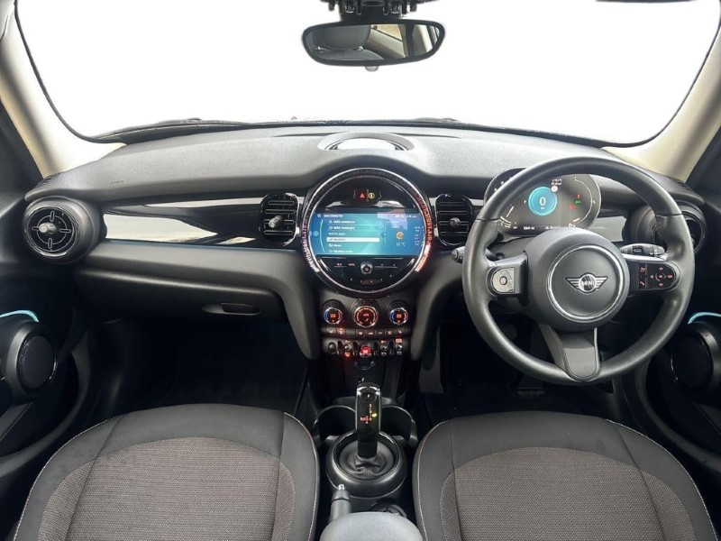 2023 (73) MINI HATCHBACK 1.5 Cooper Classic Premium 5dr Auto 5988133